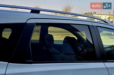 Внедорожник / Кроссовер Nissan Qashqai+2 2010 в 