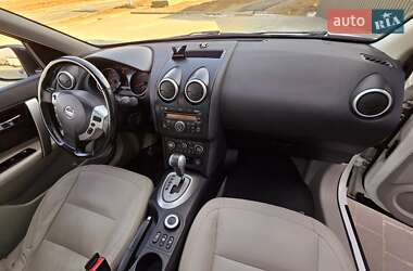 Внедорожник / Кроссовер Nissan Qashqai+2 2010 в 