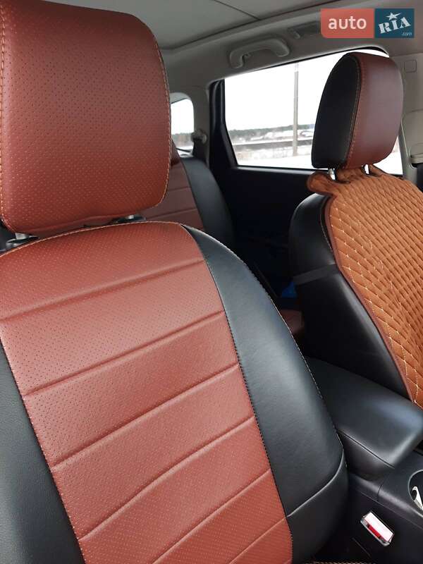 Внедорожник / Кроссовер Nissan Qashqai+2 2011 в Змиеве фото 14 Внедорожник / Кроссовер Nissan Qashqai+2 2011 в Змиеве