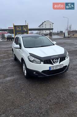 Внедорожник / Кроссовер Nissan Qashqai+2 2011 в Черновцах