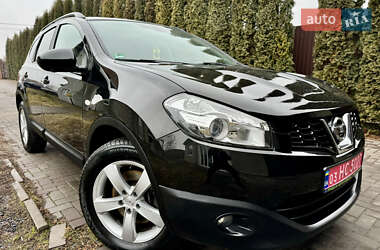 Позашляховик / Кросовер Nissan Qashqai+2 2013 в Луцьку