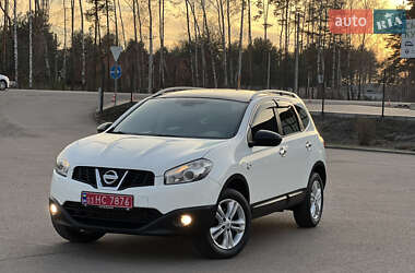 Nissan Qashqai+2 2010