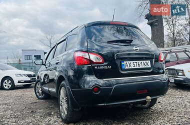 Позашляховик / Кросовер Nissan Qashqai+2 2011 в Харкові