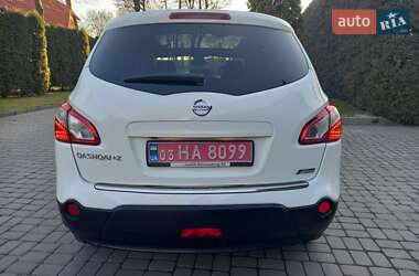 Позашляховик / Кросовер Nissan Qashqai+2 2011 в Луцьку