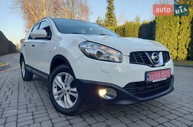 Nissan Qashqai+2 2011