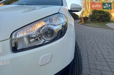 Позашляховик / Кросовер Nissan Qashqai+2 2011 в Луцьку