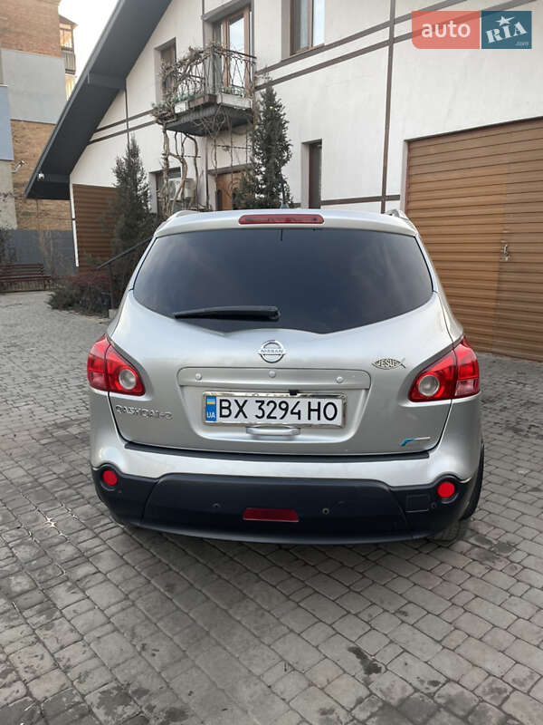 Внедорожник / Кроссовер Nissan Qashqai+2 2008 в Полонном