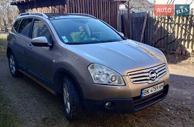 Nissan Qashqai+2 2008