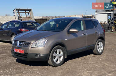 Внедорожник / Кроссовер Nissan Qashqai+2 2009 в 