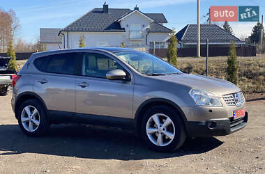 Внедорожник / Кроссовер Nissan Qashqai+2 2009 в 