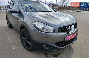 Позашляховик / Кросовер Nissan Qashqai+2 2012 в Ковелі