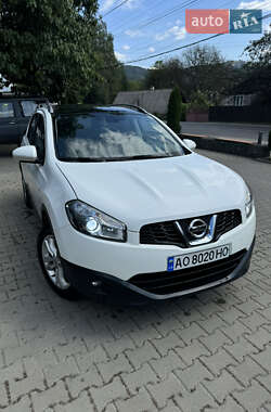 Внедорожник / Кроссовер Nissan Qashqai+2 2012 в 