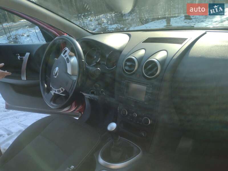 Внедорожник / Кроссовер Nissan Qashqai+2 2012 в Камне-Каширском