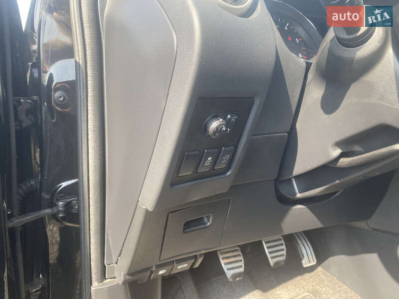 Внедорожник / Кроссовер Nissan Qashqai+2 2013 в Нововолынске