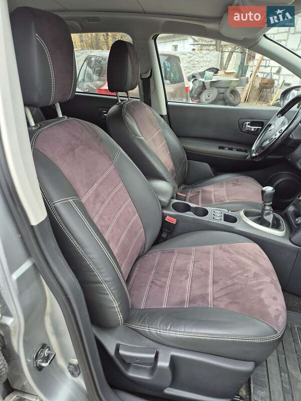 Позашляховик / Кросовер Nissan Qashqai+2 2011 в Сумах