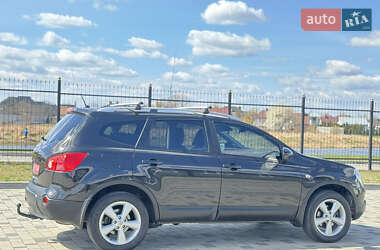 Внедорожник / Кроссовер Nissan Qashqai+2 2009 в 