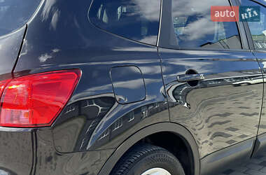 Внедорожник / Кроссовер Nissan Qashqai+2 2009 в 