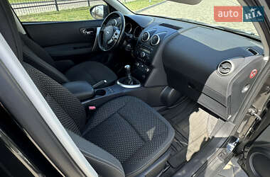 Внедорожник / Кроссовер Nissan Qashqai+2 2009 в 