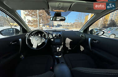 Позашляховик / Кросовер Nissan Qashqai+2 2009 в 