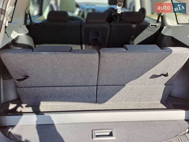 Внедорожник / Кроссовер Nissan Qashqai+2 2011 в Львове фото 11 Внедорожник / Кроссовер Nissan Qashqai+2 2011 в Львове