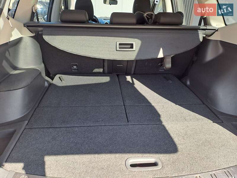 Внедорожник / Кроссовер Nissan Qashqai+2 2011 в Львове фото 19 Внедорожник / Кроссовер Nissan Qashqai+2 2011 в Львове