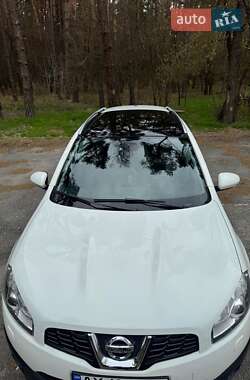 Позашляховик / Кросовер Nissan Qashqai+2 2010 в 