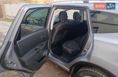 Позашляховик / Кросовер Nissan Qashqai+2 2012 в 