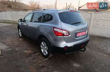 Позашляховик / Кросовер Nissan Qashqai+2 2012 в 