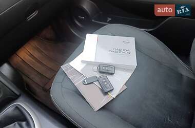 Позашляховик / Кросовер Nissan Qashqai+2 2012 в 