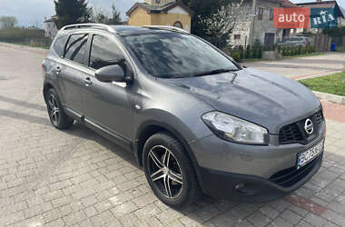 Позашляховик / Кросовер Nissan Qashqai+2 2011 в Львові