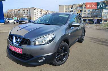 Внедорожник / Кроссовер Nissan Qashqai+2 2012 в 