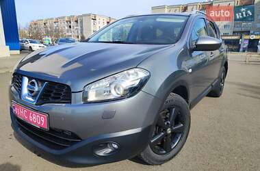 Внедорожник / Кроссовер Nissan Qashqai+2 2012 в 