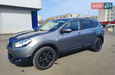 Внедорожник / Кроссовер Nissan Qashqai+2 2012 в 