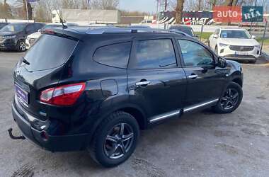 Позашляховик / Кросовер Nissan Qashqai+2 2011 в 