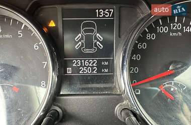 Внедорожник / Кроссовер Nissan Qashqai+2 2011 в 