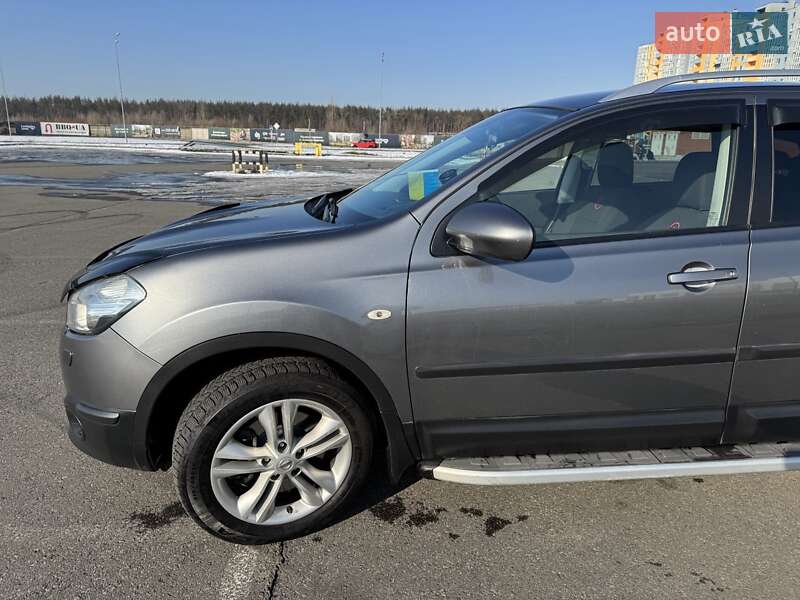 Внедорожник / Кроссовер Nissan Qashqai+2 2013 в Киеве