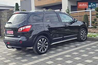 Позашляховик / Кросовер Nissan Qashqai+2 2011 в 