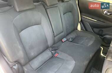 Позашляховик / Кросовер Nissan Qashqai+2 2012 в 