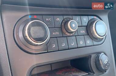 Позашляховик / Кросовер Nissan Qashqai+2 2012 в 