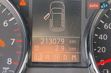 Позашляховик / Кросовер Nissan Qashqai+2 2012 в 