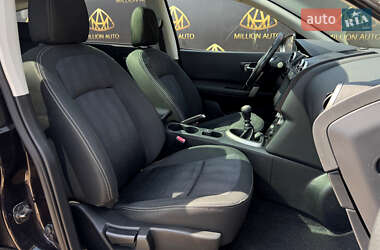 Позашляховик / Кросовер Nissan Qashqai+2 2012 в 
