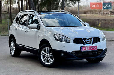 Позашляховик / Кросовер Nissan Qashqai+2 2010 в Вінниці