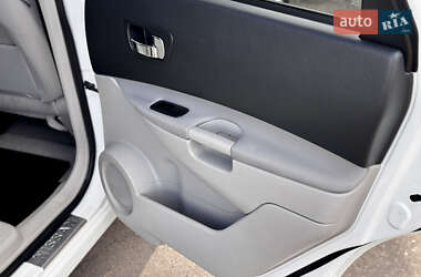 Внедорожник / Кроссовер Nissan Qashqai+2 2010 в 
