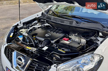 Внедорожник / Кроссовер Nissan Qashqai+2 2010 в 