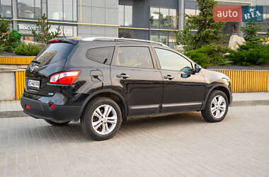 Позашляховик / Кросовер Nissan Qashqai+2 2013 в Львові