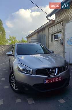 Позашляховик / Кросовер Nissan Qashqai+2 2012 в 