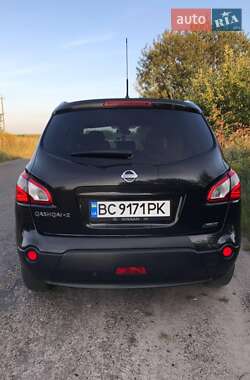 Внедорожник / Кроссовер Nissan Qashqai+2 2013 в 