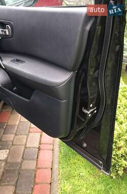 Внедорожник / Кроссовер Nissan Qashqai+2 2013 в 