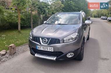 Позашляховик / Кросовер Nissan Qashqai+2 2012 в Івано-Франківську