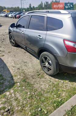 Внедорожник / Кроссовер Nissan Qashqai+2 2011 в 